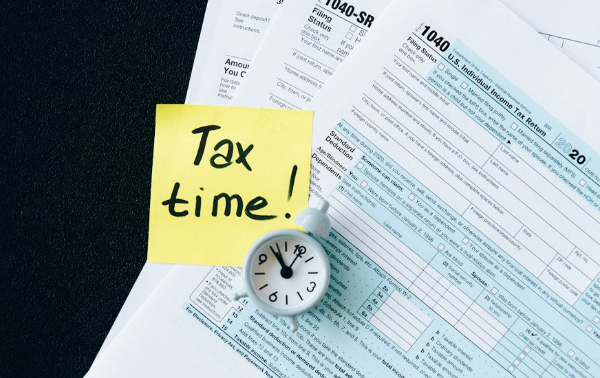 Feeling Overwhelmed by Tax Season? Here's How to Stay on Top!